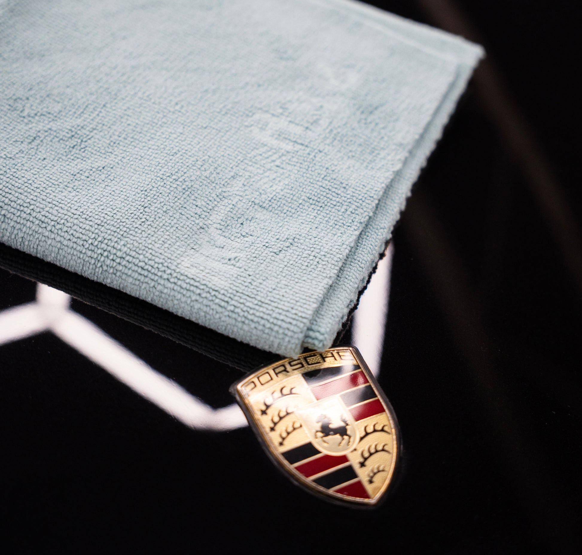 NEDGE™ Ultra Plush Edgeless Microfibre Towel - 5 Towels 430GSM